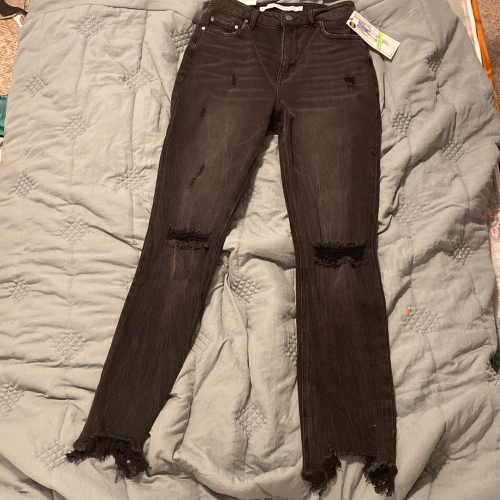 Black straight leg jeans, Tinseltown brand, size 3/small, perfect condition.